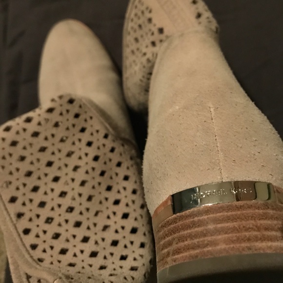 Michael Kors booties - Picture 5 of 5